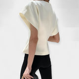 Minimalistički Elegantni Top
